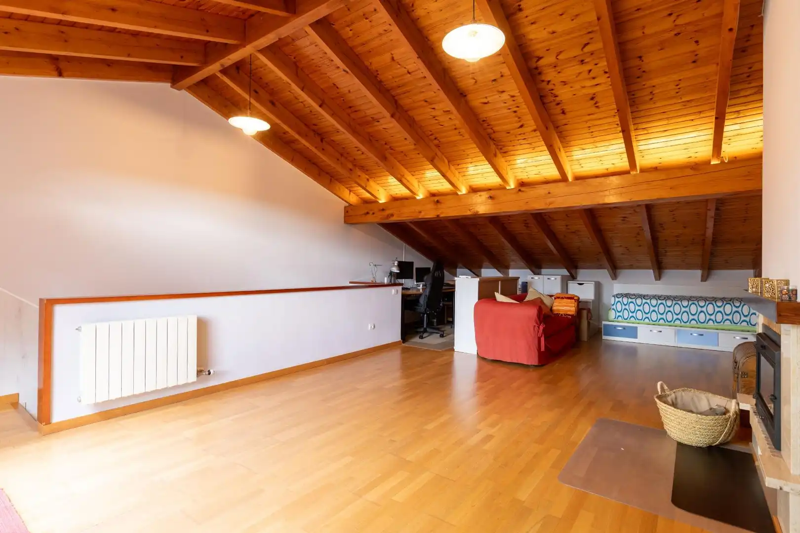 Haus oder Chalet zum Verkauf in Viladecavalls mit Klimaanlage, Heizung und Privatgarten