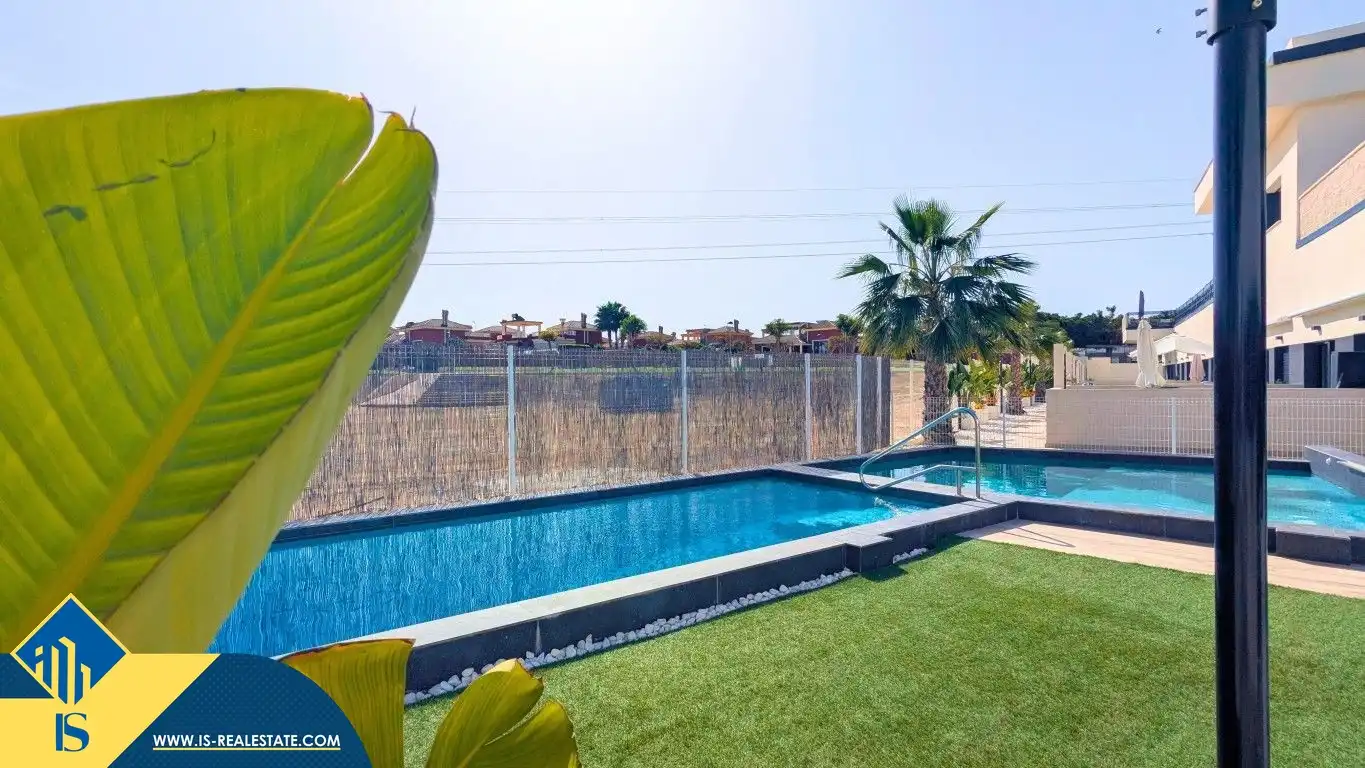 Swimming pool of Flat for sale in Algorfa  with Terrace, Storage room and Furnished