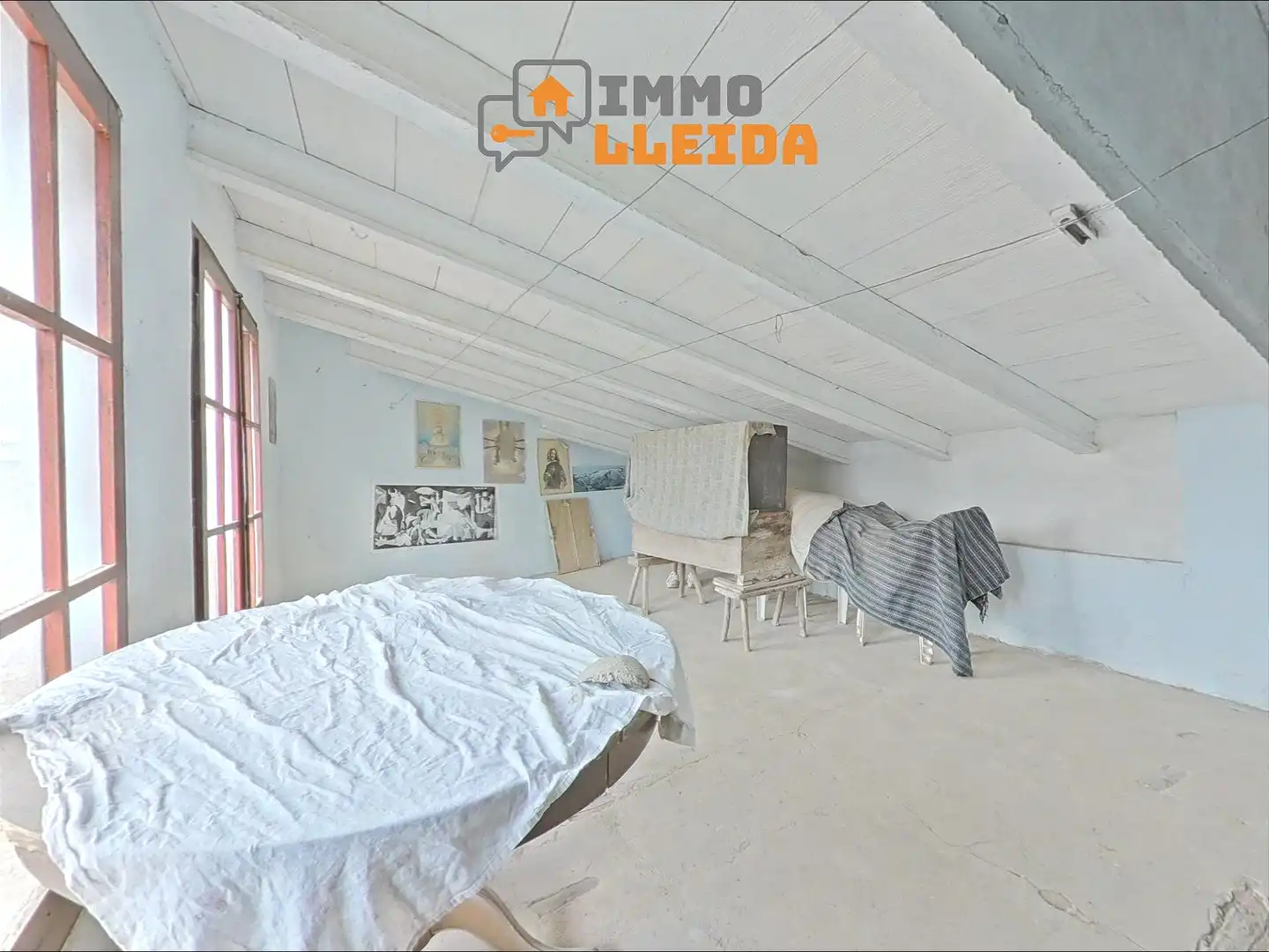 Dormitori de Casa adosada en venda en Vallbona de Les Monges amb Terrassa, Traster i Moblat