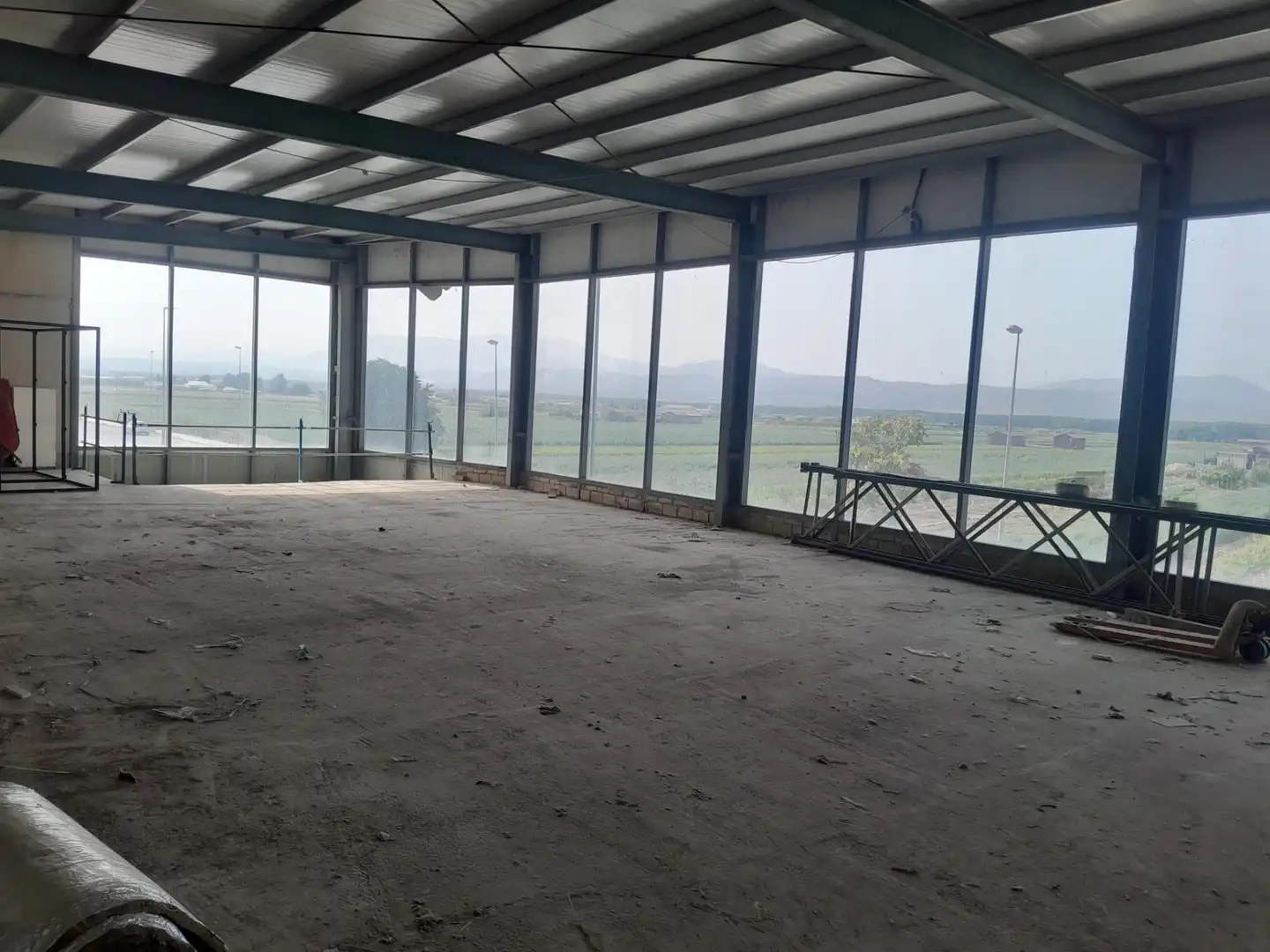 Fabrikhallen zur Miete in Chauchina