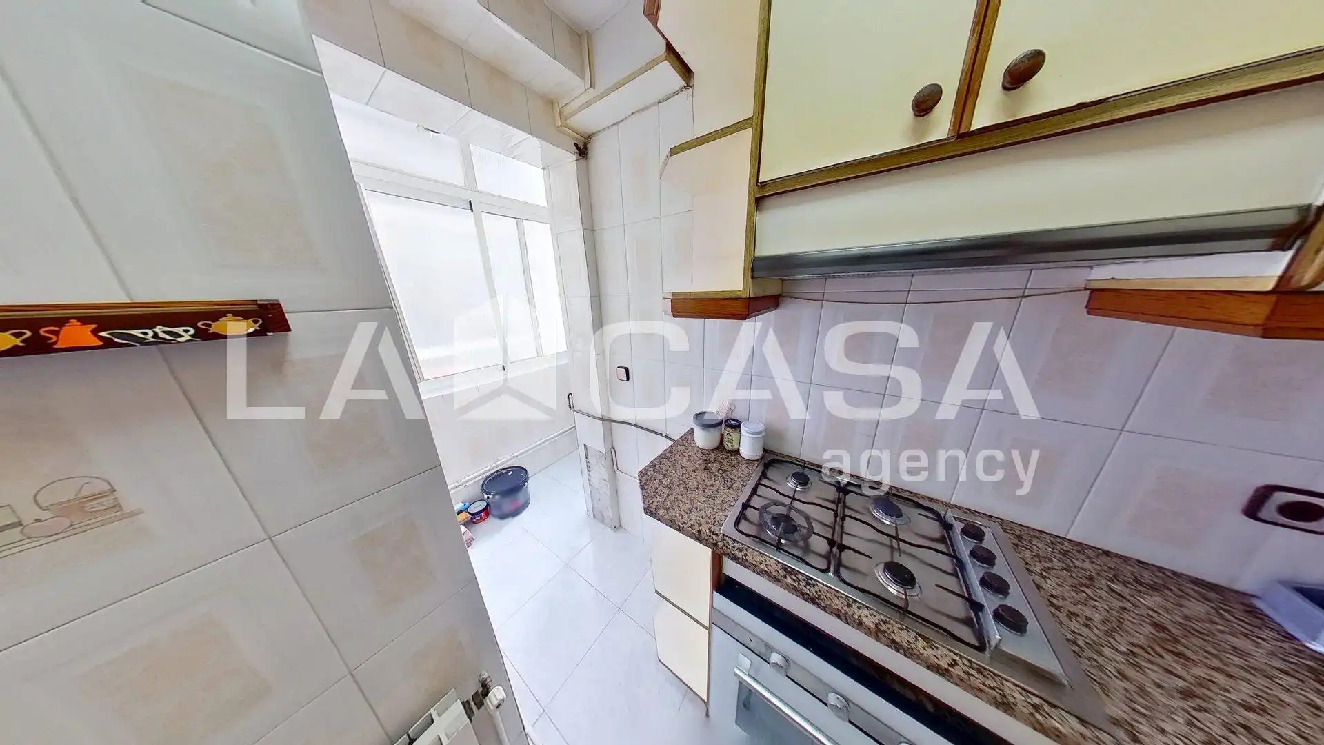 Küche von Wohnung zum Verkauf in Barcelona mit Heizung und Balkon