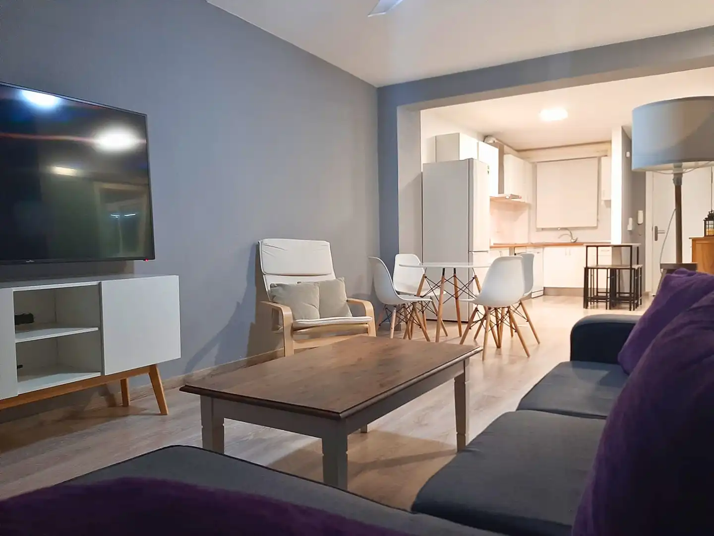 Living room of Flat for sale in Roquetas de Mar  with Terrace and Furnished