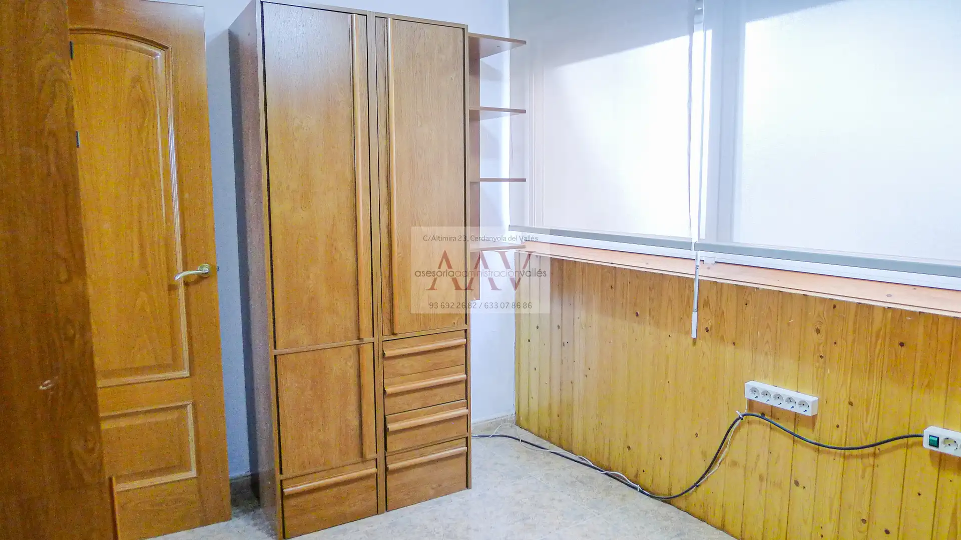 Habitación de Piso en venta en Cerdanyola del Vallès con Calefacción, Horno y Balcón