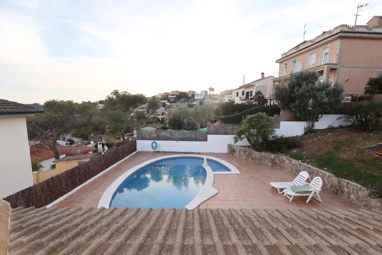 Piscina de Casa o xalet en venda en Cubelles amb Aire condicionat, Jardí privat i Terrassa