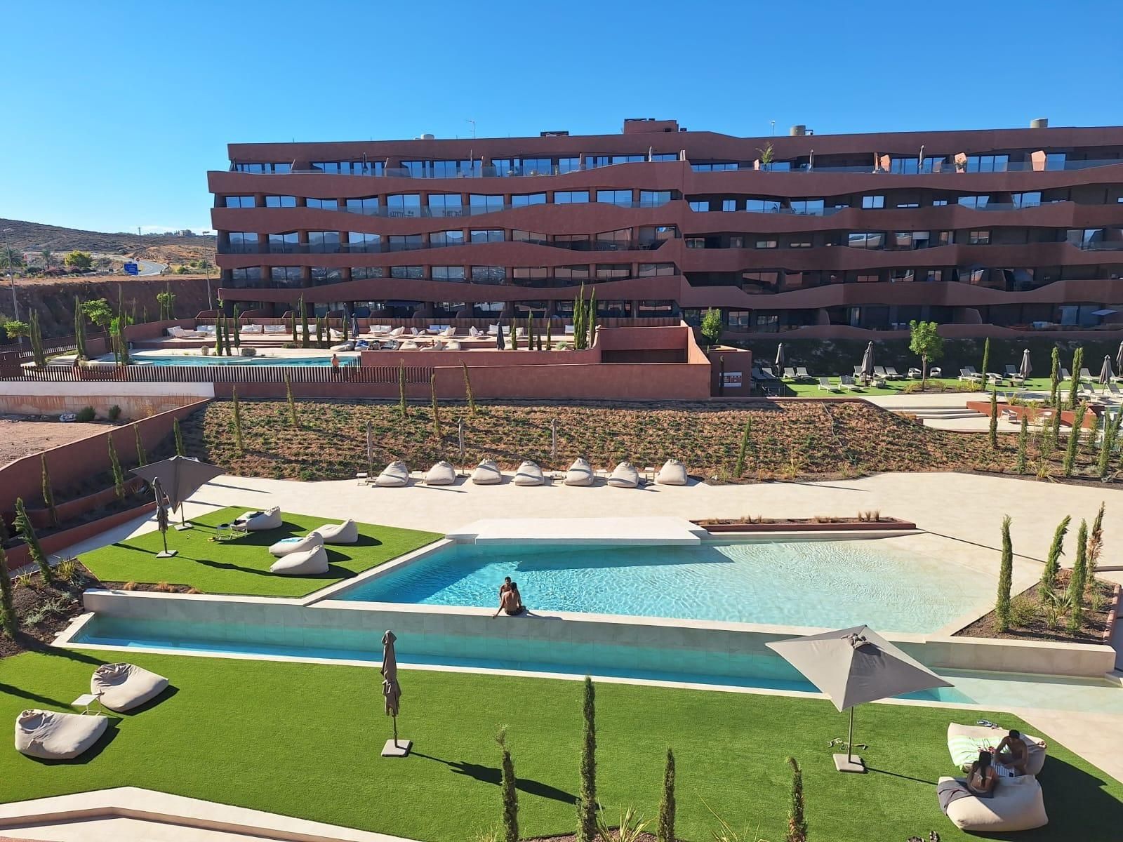Piscina de Piso de alquiler en  Murcia Capital con Aire acondicionado, Jardín privado y Terraza
