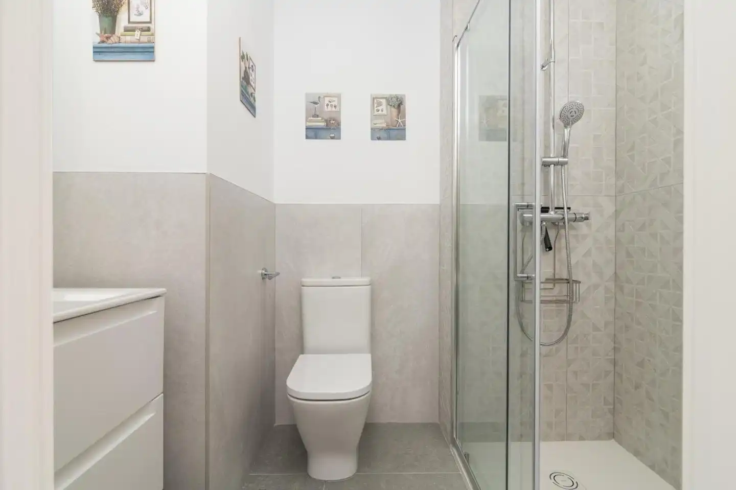 Flat for rent in Calle Carretería, La Goleta - San Felipe Neri