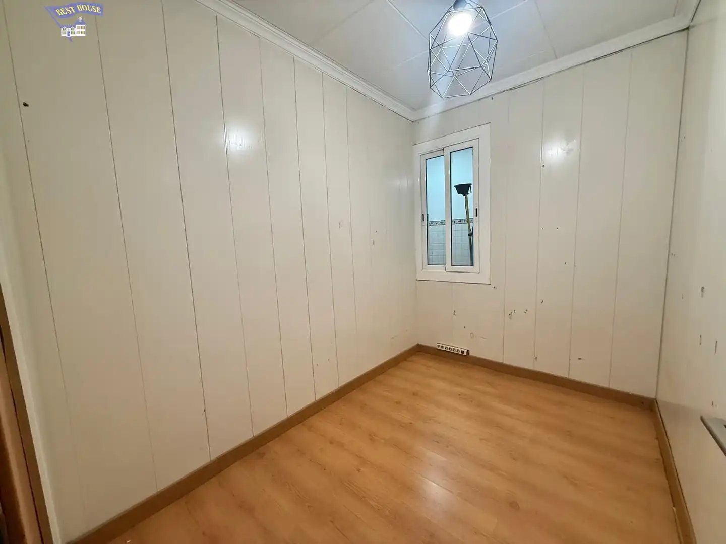 Dormitori de Planta baixa en venda en Ripollet amb Parquet