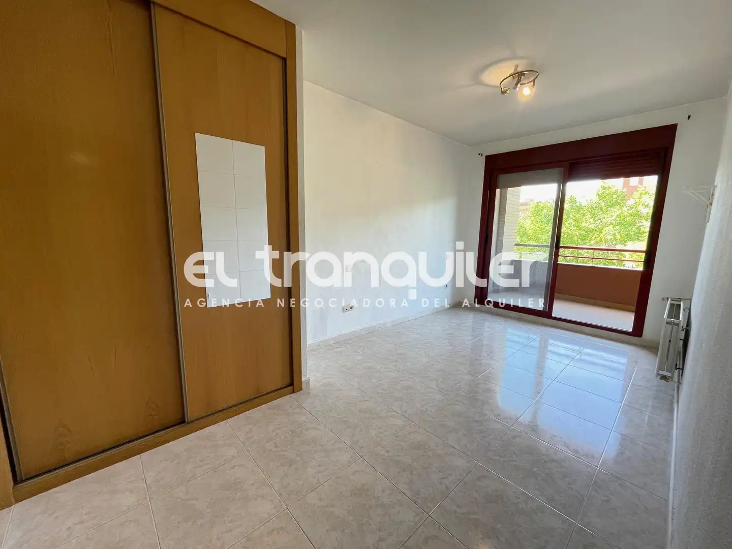 Flat for rent in Calle Francisco Umbral, Rivas Futura