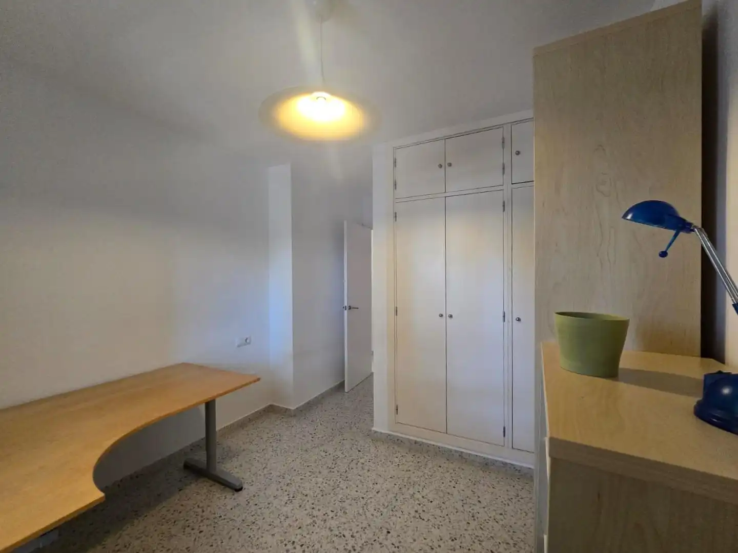 Dormitori de Planta baixa de lloguer en Jerez de la Frontera amb Aire condicionat, Terrassa i Moblat