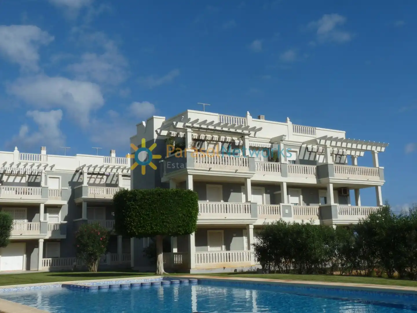 Vista exterior de Apartamento de alquiler en Dénia con Aire acondicionado, Calefacción y Terraza