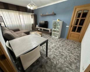 Living room of Planta baja for sale in Cornellà de Llobregat  with Oven