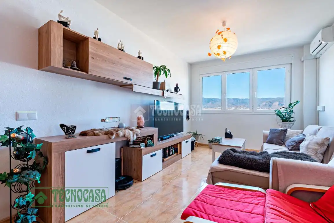 Wohnung mit Aufzug zum Verkauf in Roquetas de Mar ciudad, imagen 2