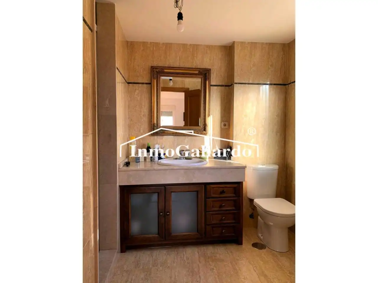 Casa aparellada amb jardí en venda a Este, imagen 34