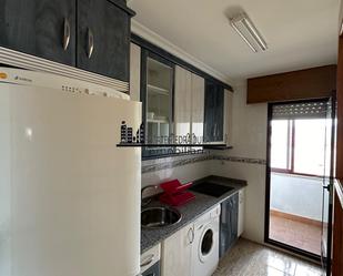 Küche von Wohnung zum verkauf in Poio mit Terrasse