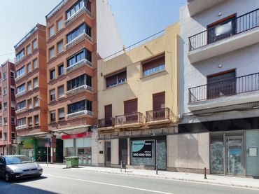 Business premises to rent in C/ Poeta Querol