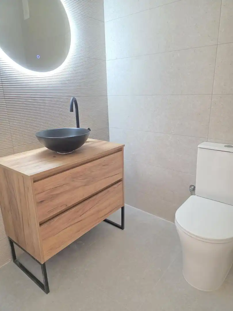 Baño de Piso en venta en Vilallonga del Camp con Aire acondicionado, Calefacción y Parquet