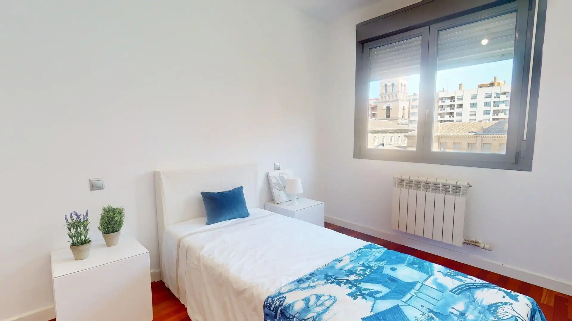 Habitación de Dúplex de alquiler en Zaragoza con Aire acondicionado, Calefacción y Balcón