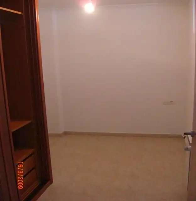 Habitación de Piso de alquiler en Ferrol con Calefacción, Parquet y Horno