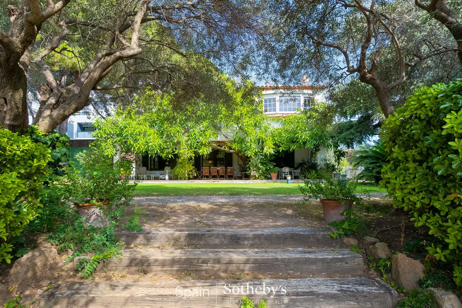 Casa amb jardí en venda a Avinguda de Sant Andreu, imagen 2