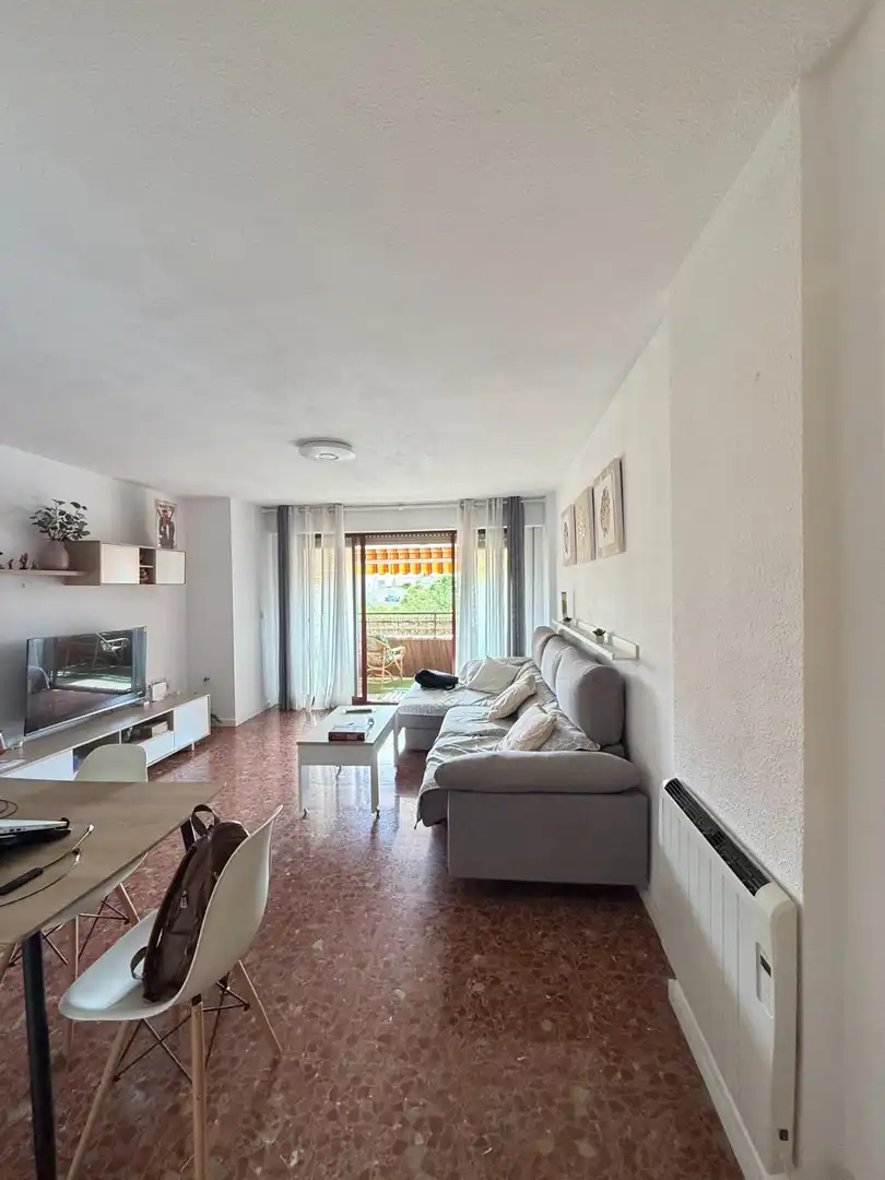 Sala d'estar de Pis en venda en Alicante / Alacant amb Jardí privat, Terrassa i Traster