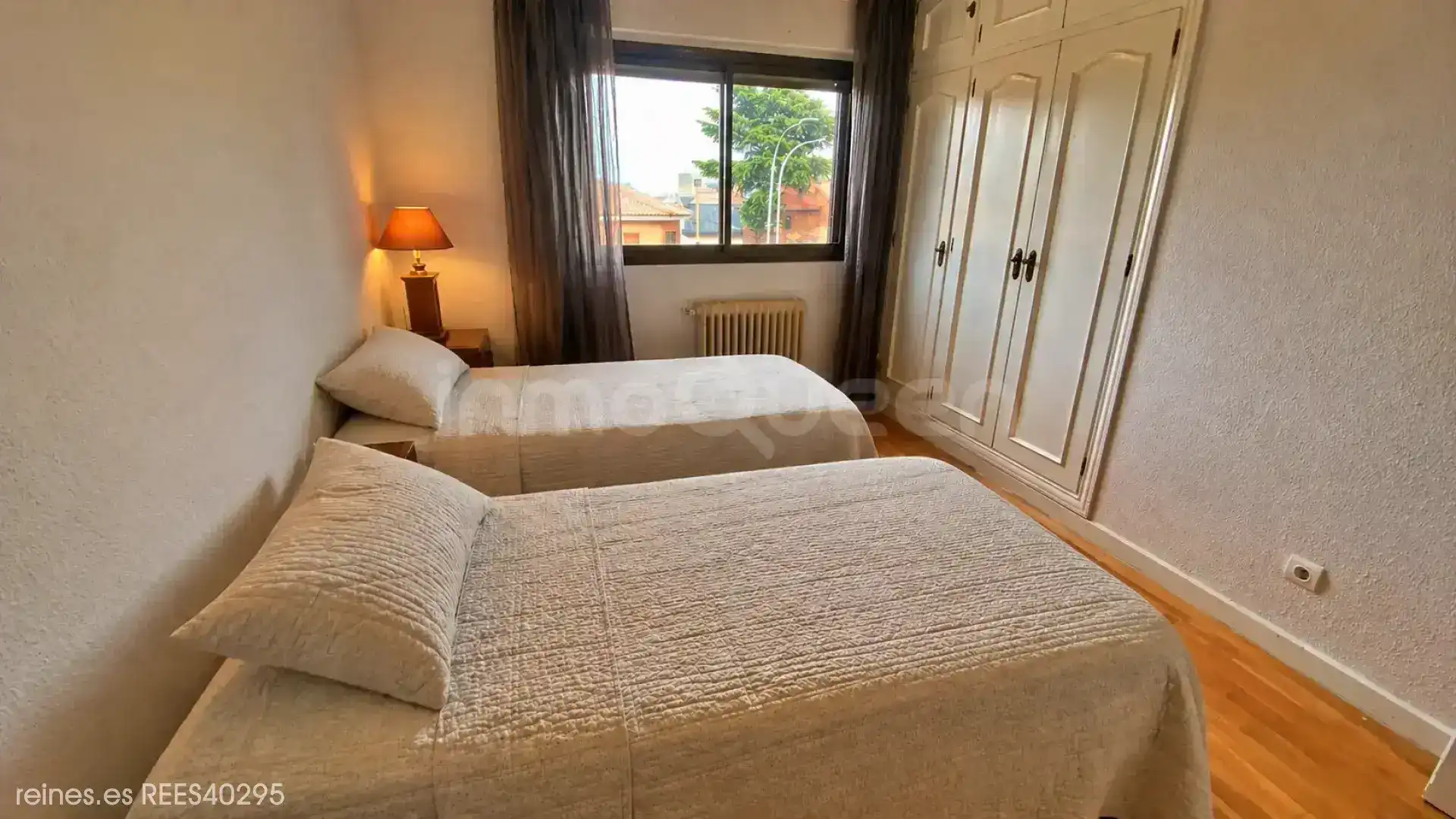 Bedroom of Houses for sale in Madrid  with Heating, Private garden and Terrace