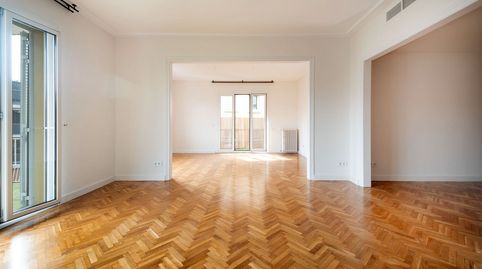 Foto 2 de Piso de alquiler en Carrer de Modolell, Sant Gervasi- Galvany, Barcelona Capital