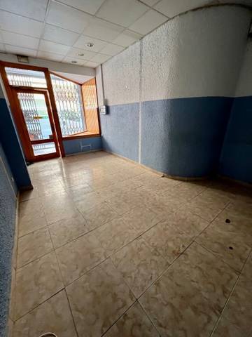 Local comercial en Alquiler en Calle de Daroca en Barrio de Delicias