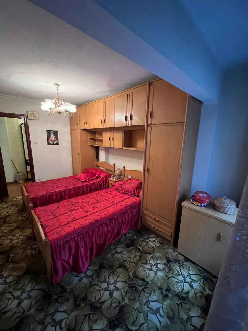 Habitación de Piso en venta en Avilés con Terraza y Amueblado