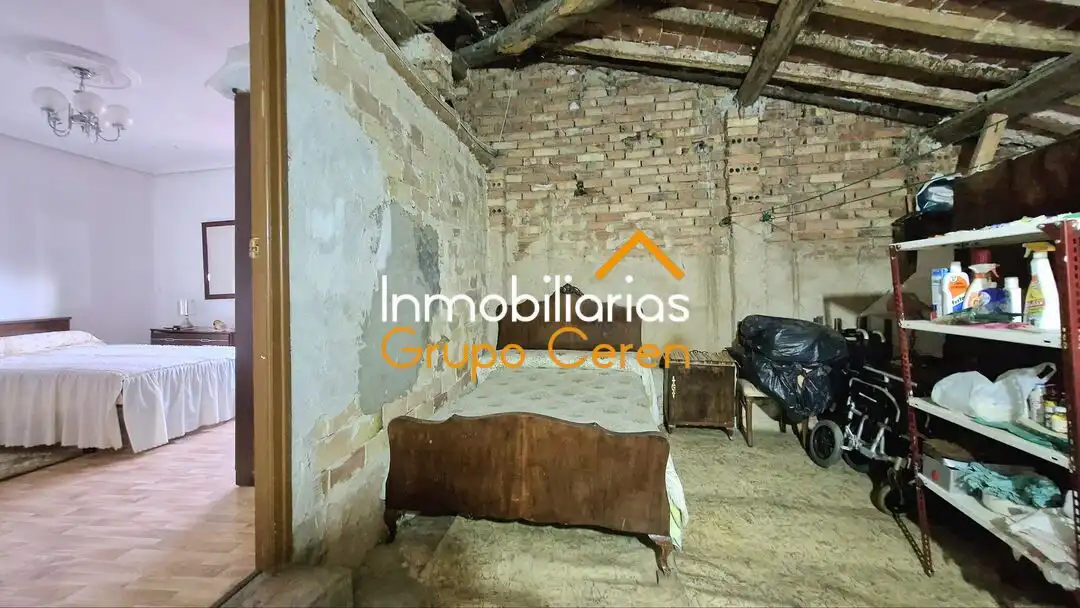 Houses for sale in Manzanares de Rioja