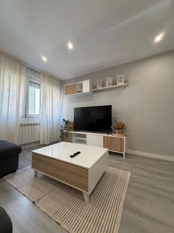Wohnzimmer von Wohnung zur Miete in Gijón  mit Heizung, Terrasse und Balkon