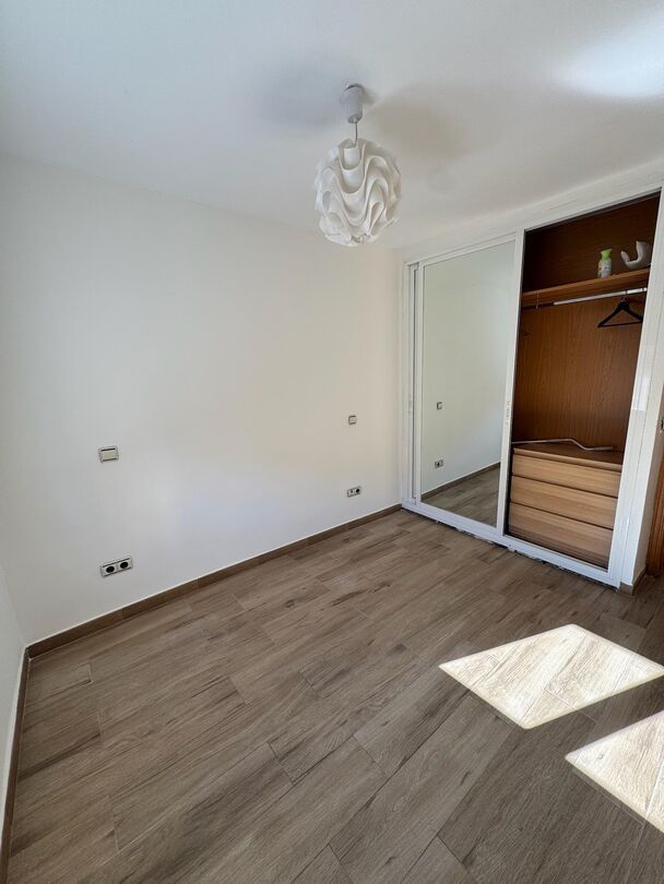 Bedroom of Flat for rent in  Madrid Capital  with Air Conditioner and Heating