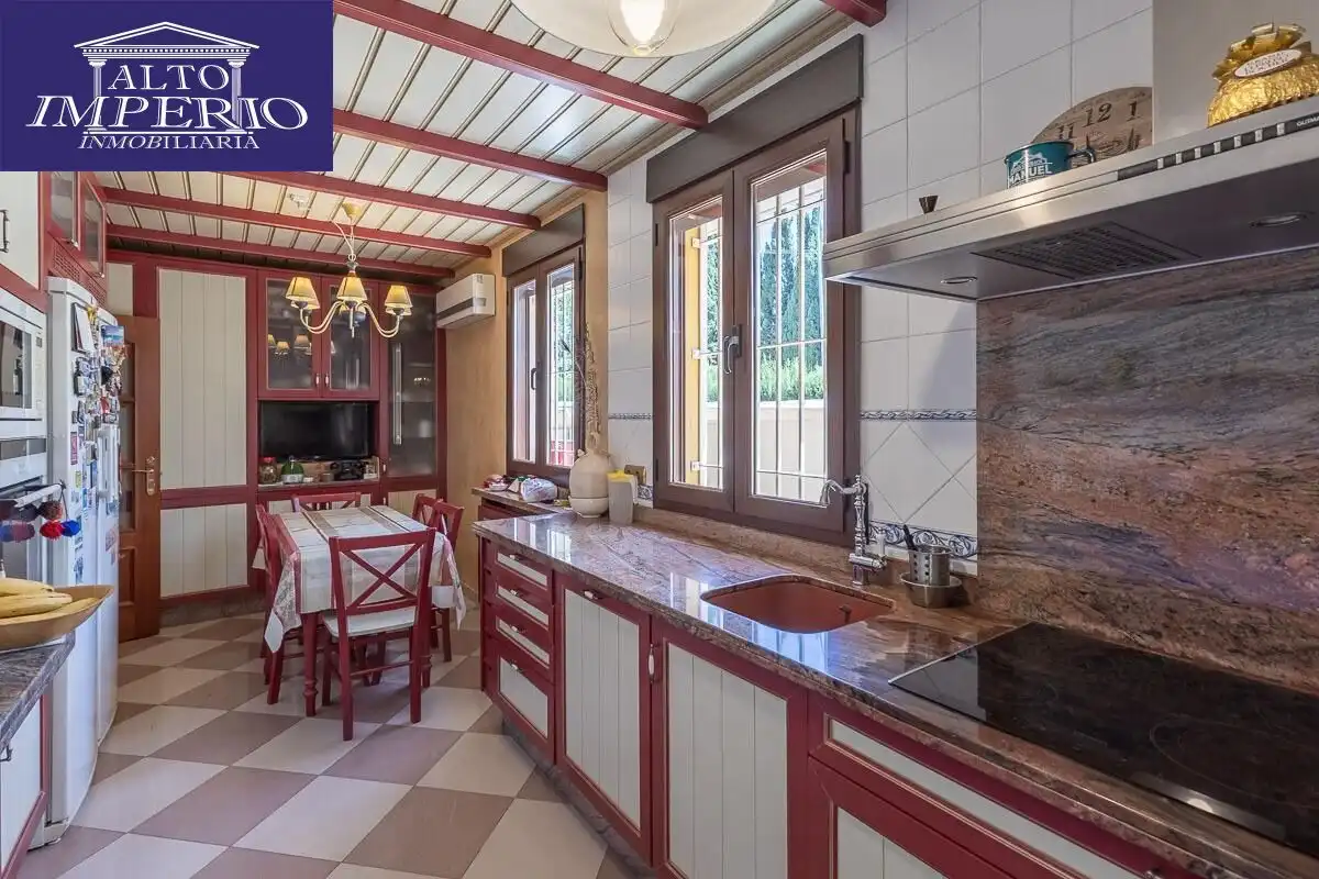 Kitchen of Houses for sale in Granada  with Air Conditioner, Heating and Private garden