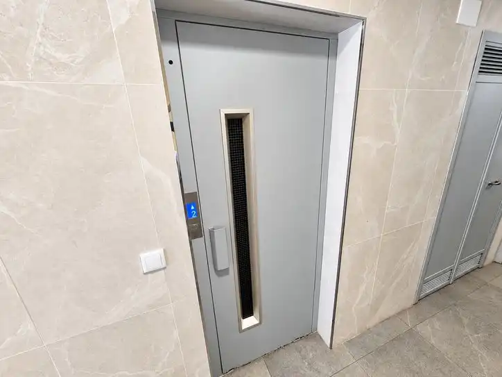 Piso con ascensor en venta en Fozaneldi - Tenderina - Ventanielles, imagen 33