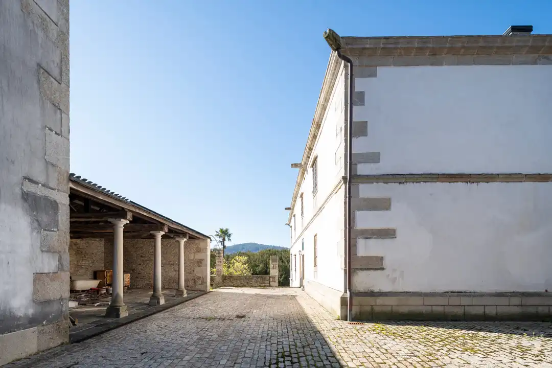Vista exterior de Casa o xalet en venda en Cabanas amb Calefacció, Jardí privat i Parquet