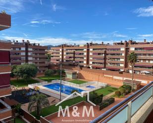 Vista exterior de Pis en venda en Viladecans amb Terrassa