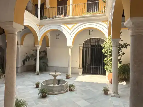 Vista exterior de Pis en venda en  Sevilla Capital amb Aire condicionat i Balcó