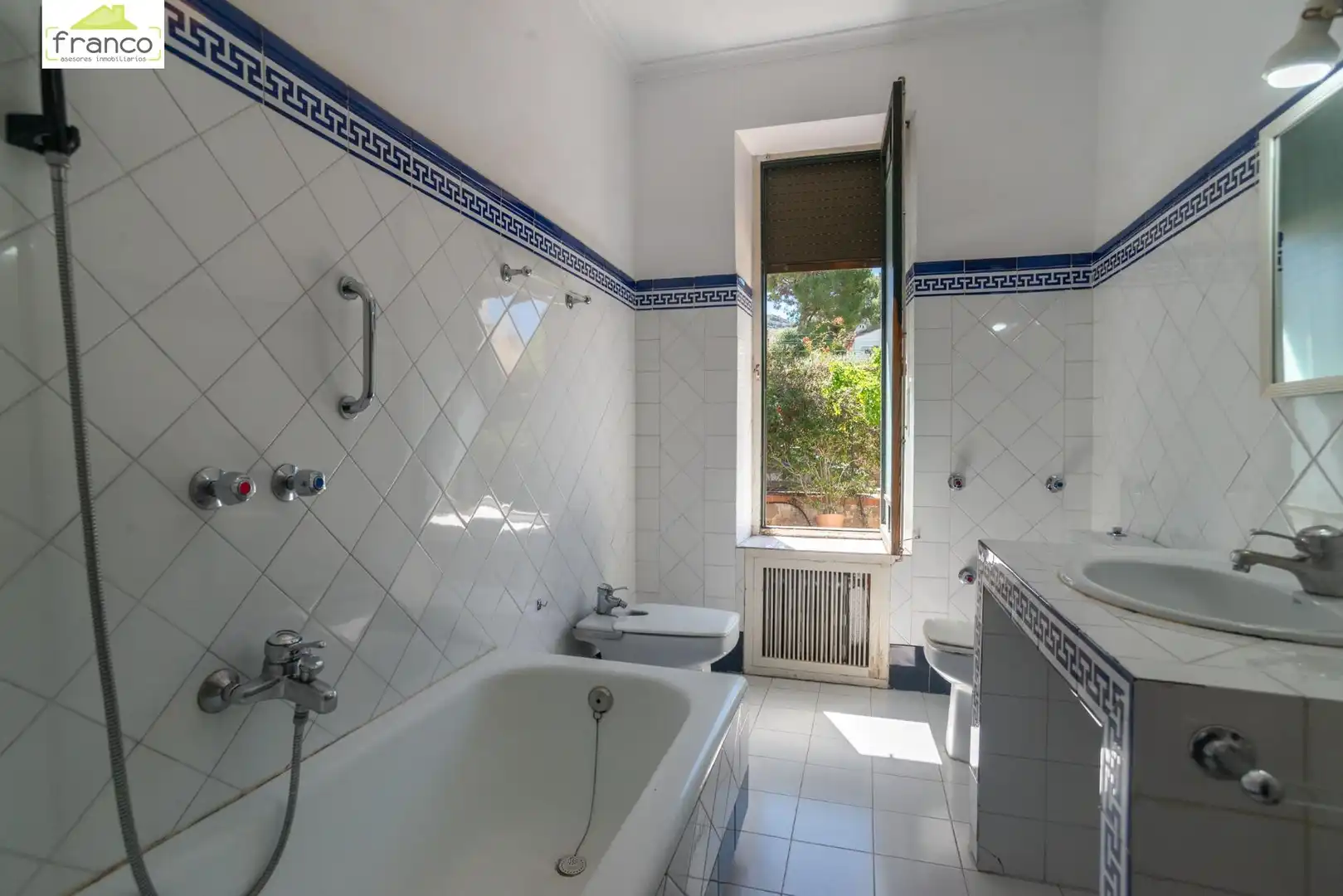 Baño de Casa o chalet en venta en Murcia con Jardín privado, Terraza y Trastero