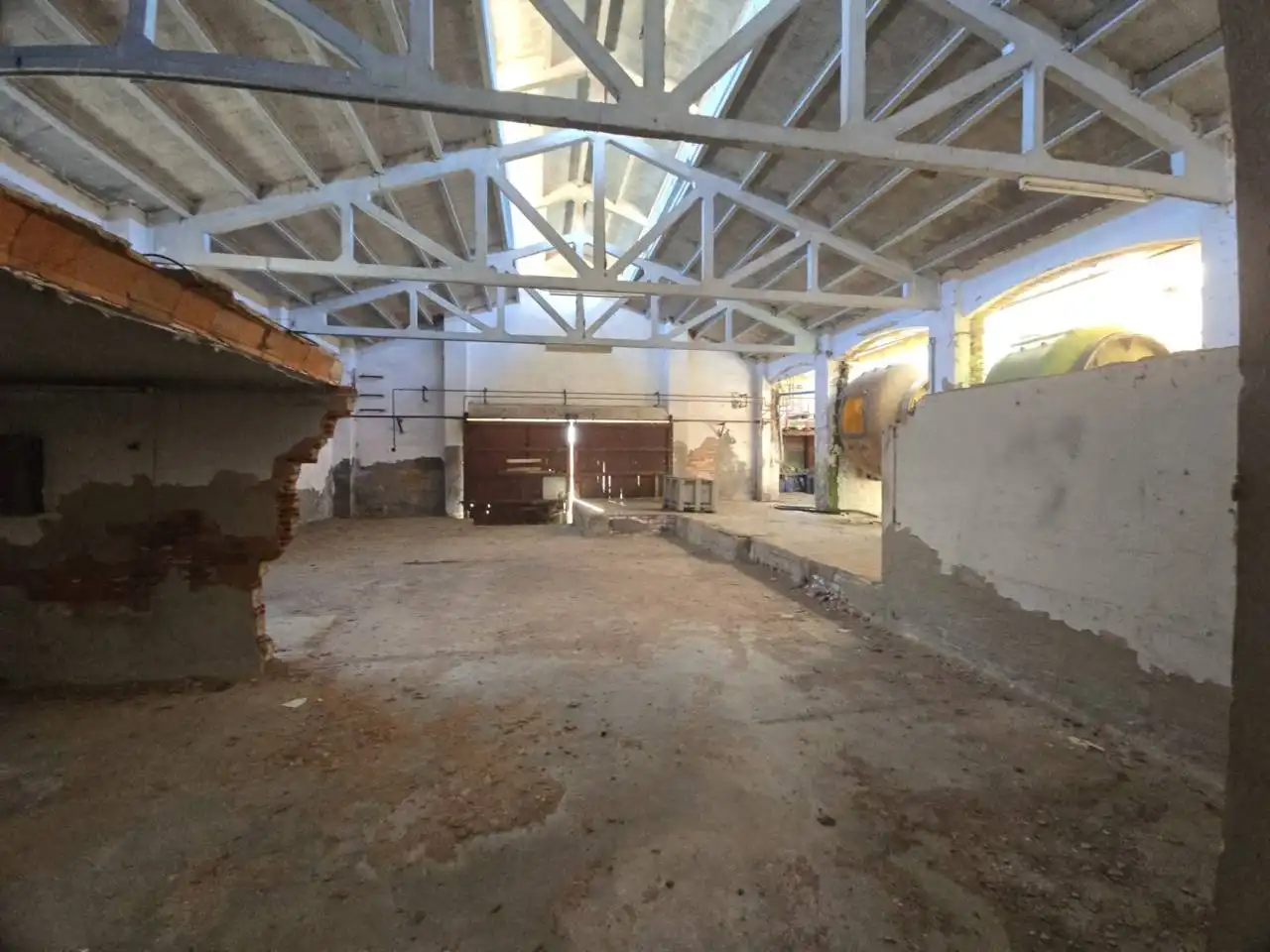 Nau industrial en venda en Sant Julià de Ramis