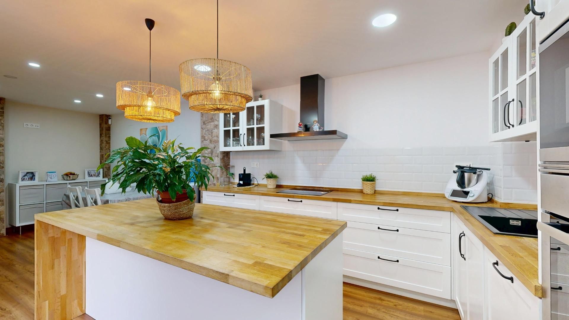 Kitchen of Flat for sale in Cartagena  with Air Conditioner, Terrace and Storage room