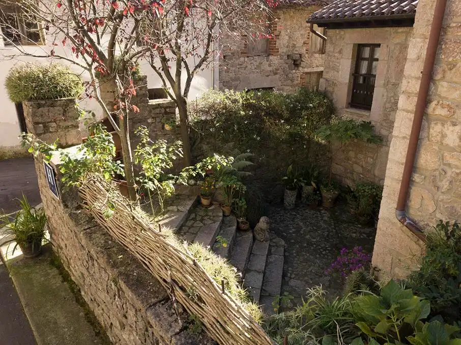 Jardí de Casa o xalet en venda en Peñamellera Baja amb Calefacció, Moblat i Internet