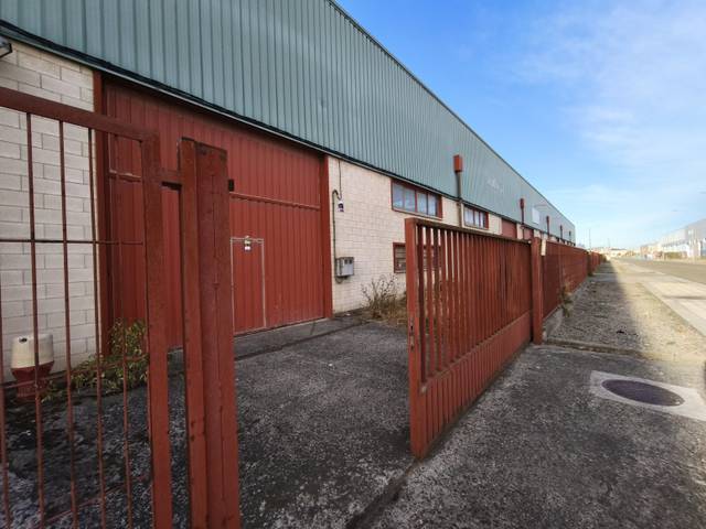 Nave industrial en Venta en Arrúbal