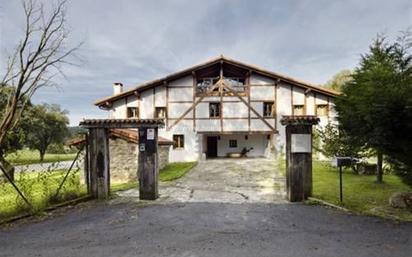 Vista exterior de Casa o xalet en venda en Ziortza-Bolibar amb Calefacció, Terrassa i Traster