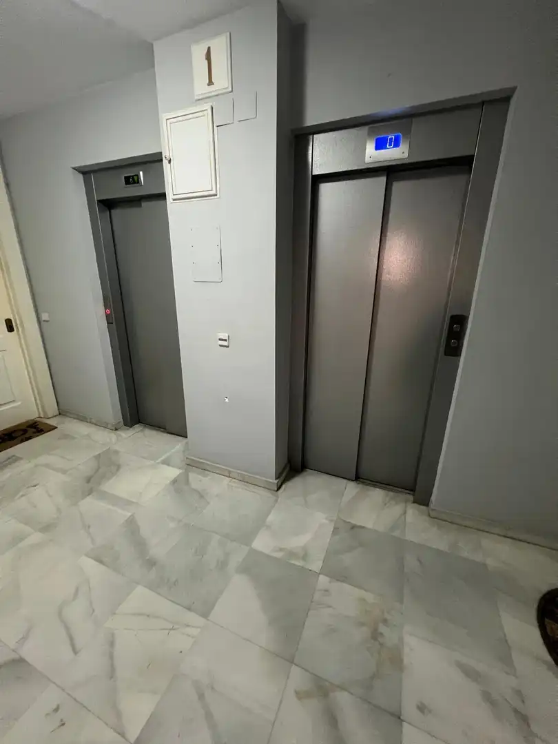 Piso de alquiler en Sevilla con Aire acondicionado, Amueblado y Piscina comunitaria