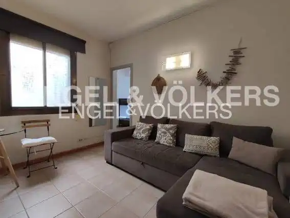 Sala de estar de Ático en venta en Barcelona con Calefacción, Parquet y Terraza