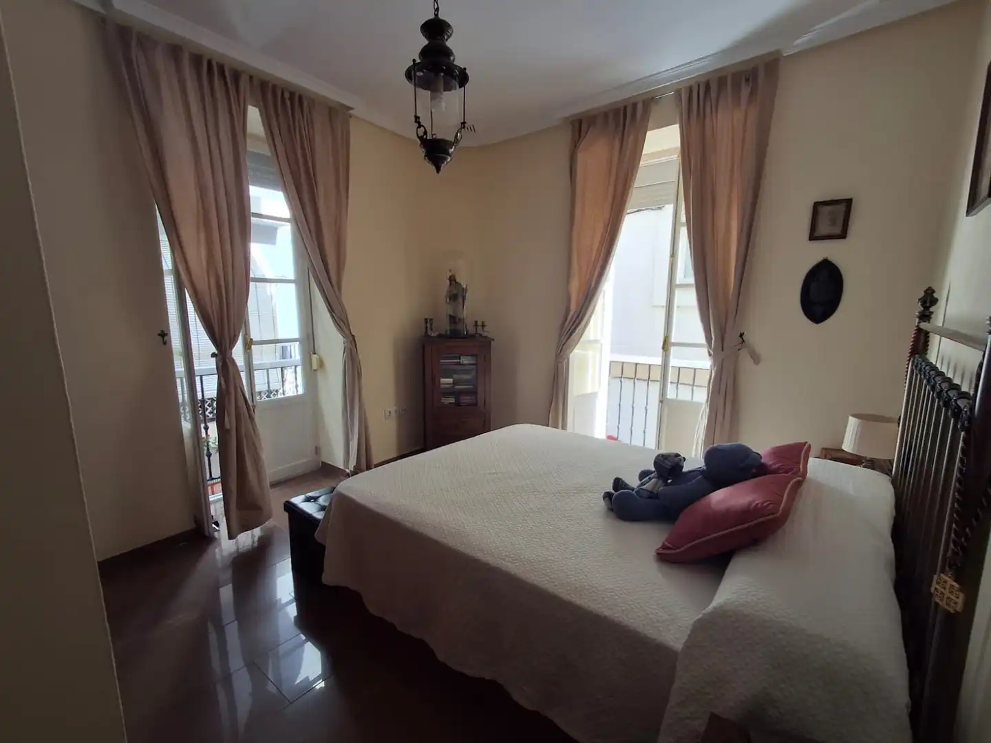 Habitación de Piso en venta en Cádiz con Balcón