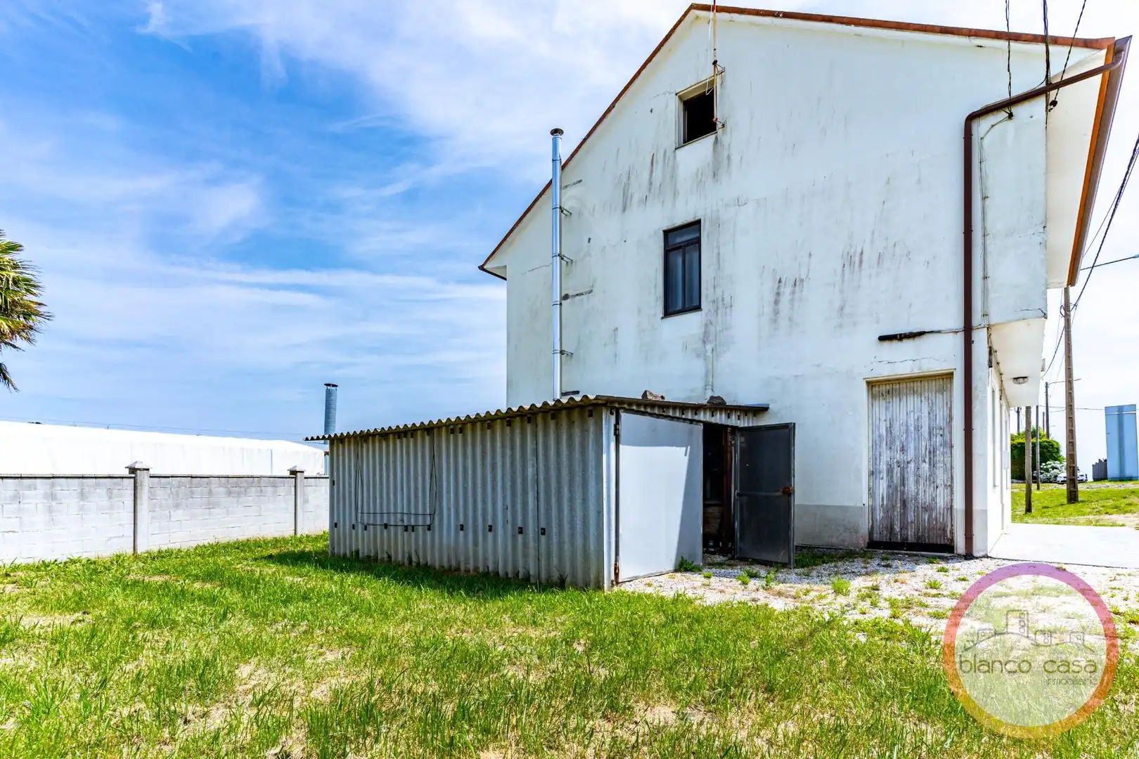 Vista exterior de Casa o chalet en venta en A Laracha   con Calefacción y Trastero