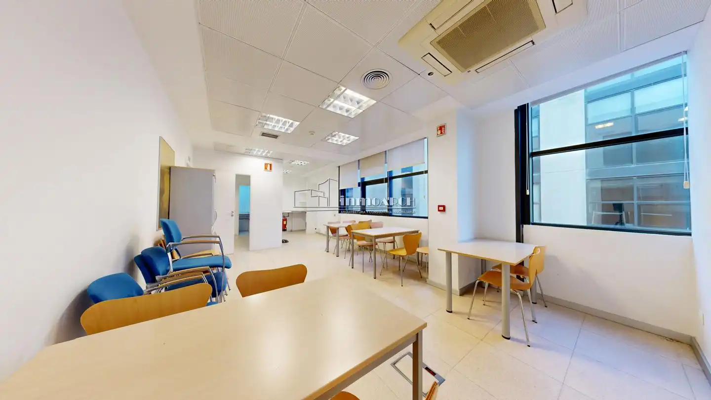 Büro mit Aufzug zur Miete in Rúa Copérnico, imagen 25