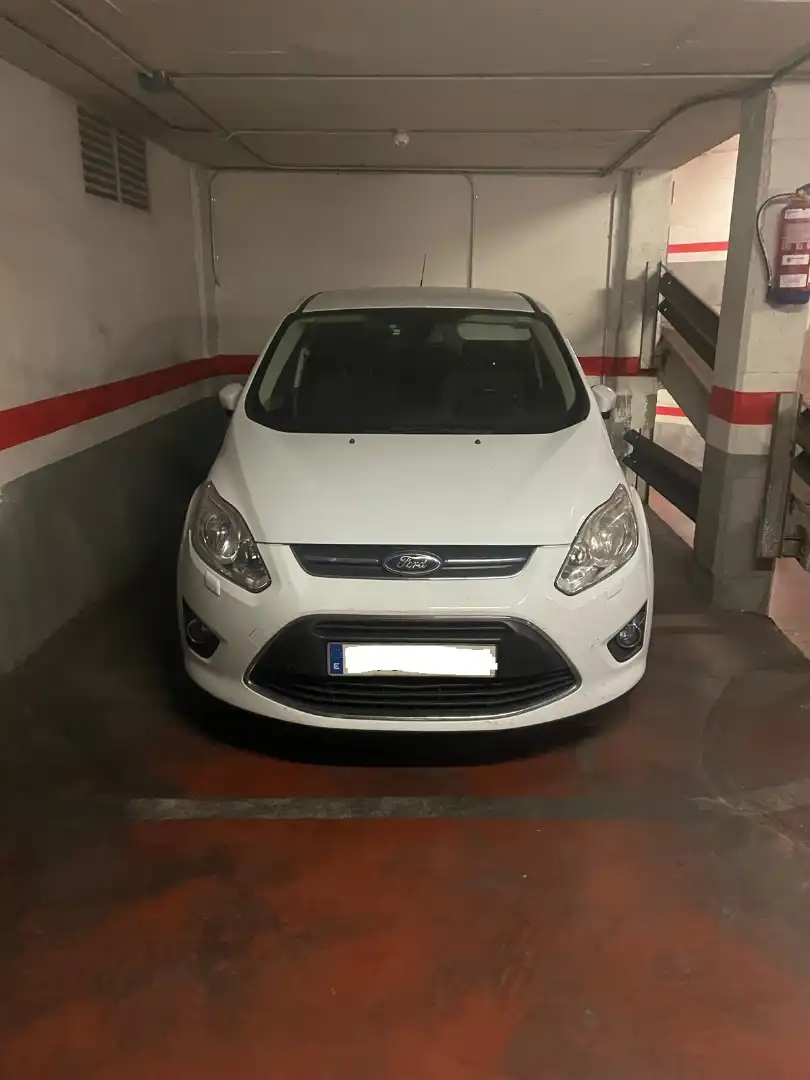 Einzelparkplatz zum Verkauf in Carrer de l'Escultor Llimona 4