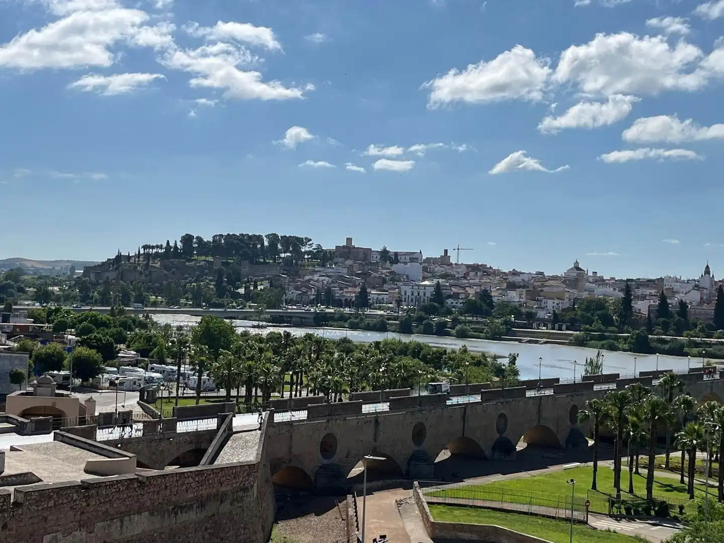 Exterior view of Flat for rent in Badajoz  with Heating, Private garden and Terrace