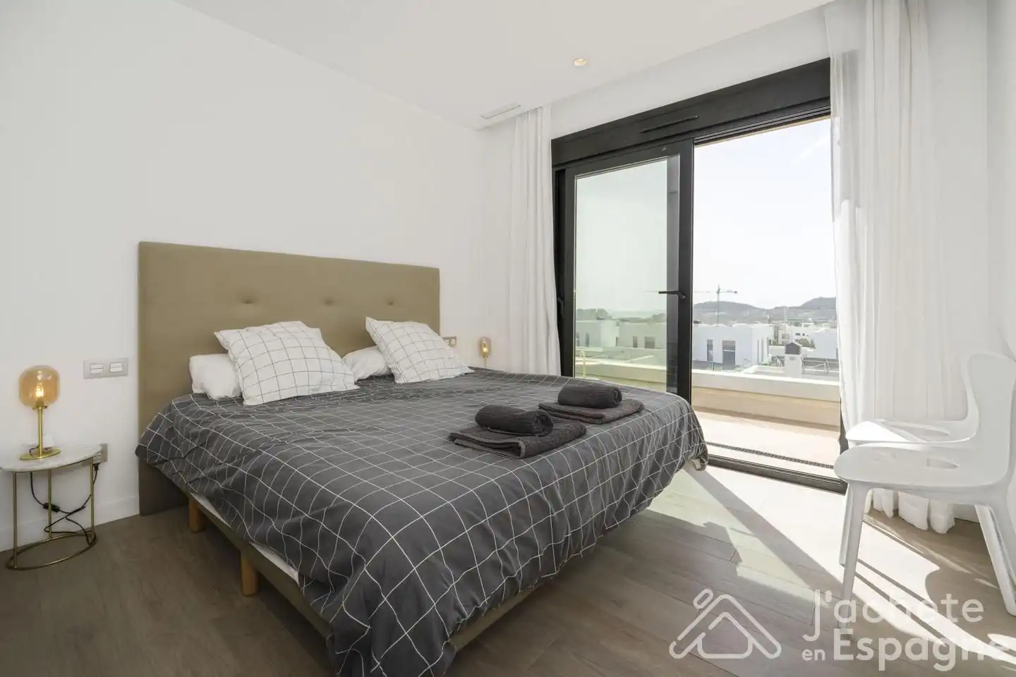 Haus mit Pool zum Verkauf in calle d'Equador, imagen 17